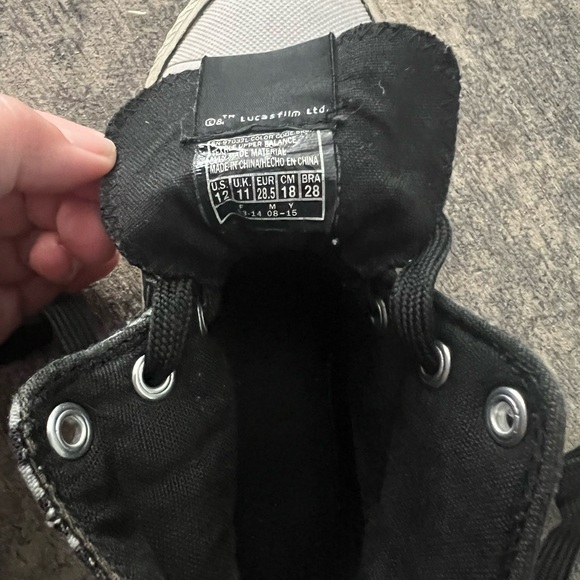 Sketchers Star Wars Darth Vader high tops - Picture 3 of 3